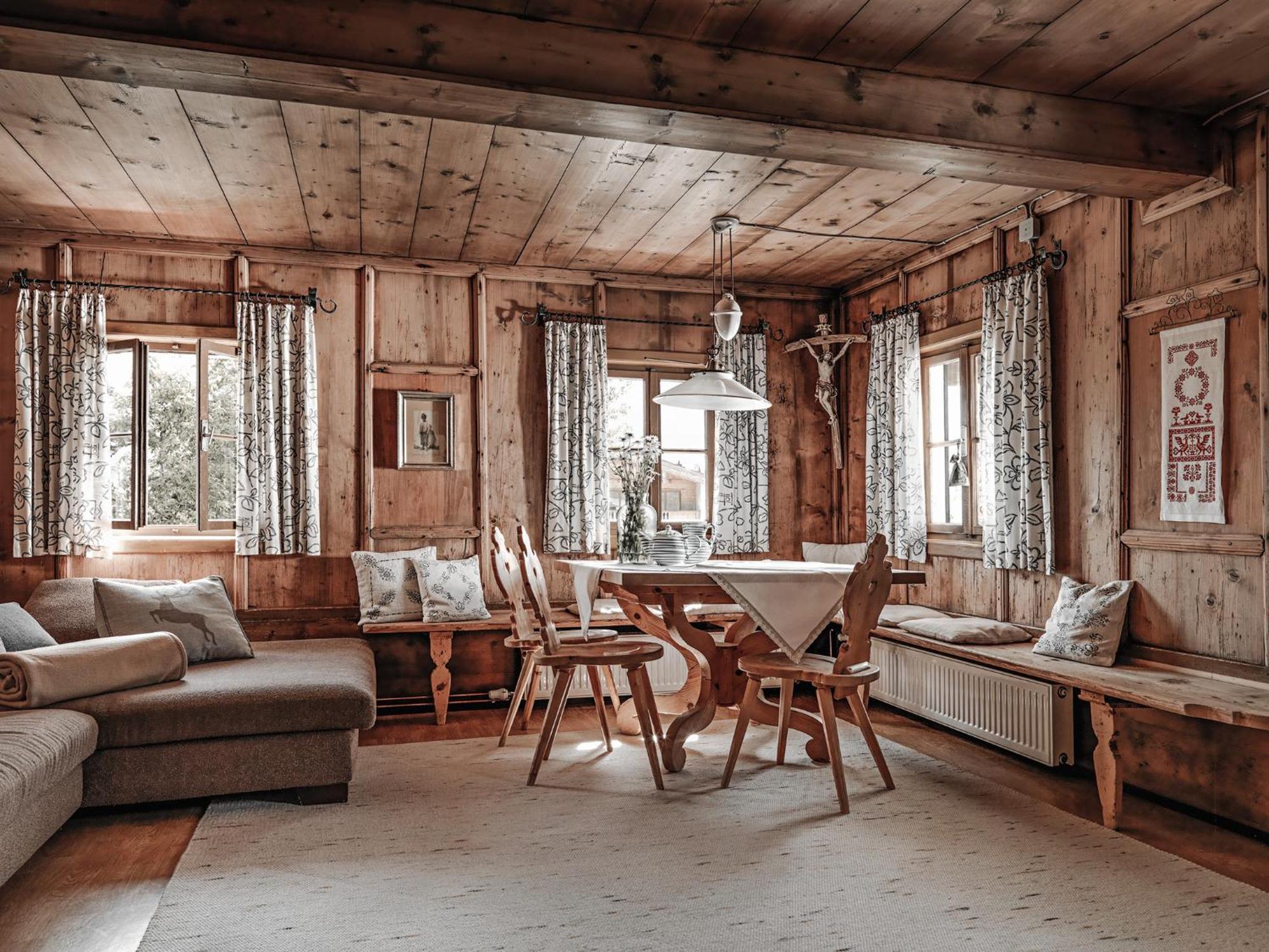 Aster Boutique Hotel & Chalets Fuegenberg Room photo